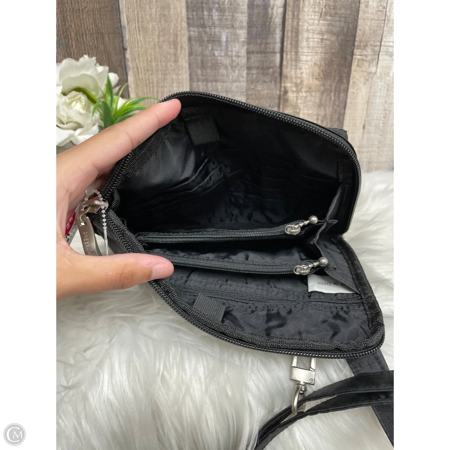 Crossbody By Baggallini, Size: Small