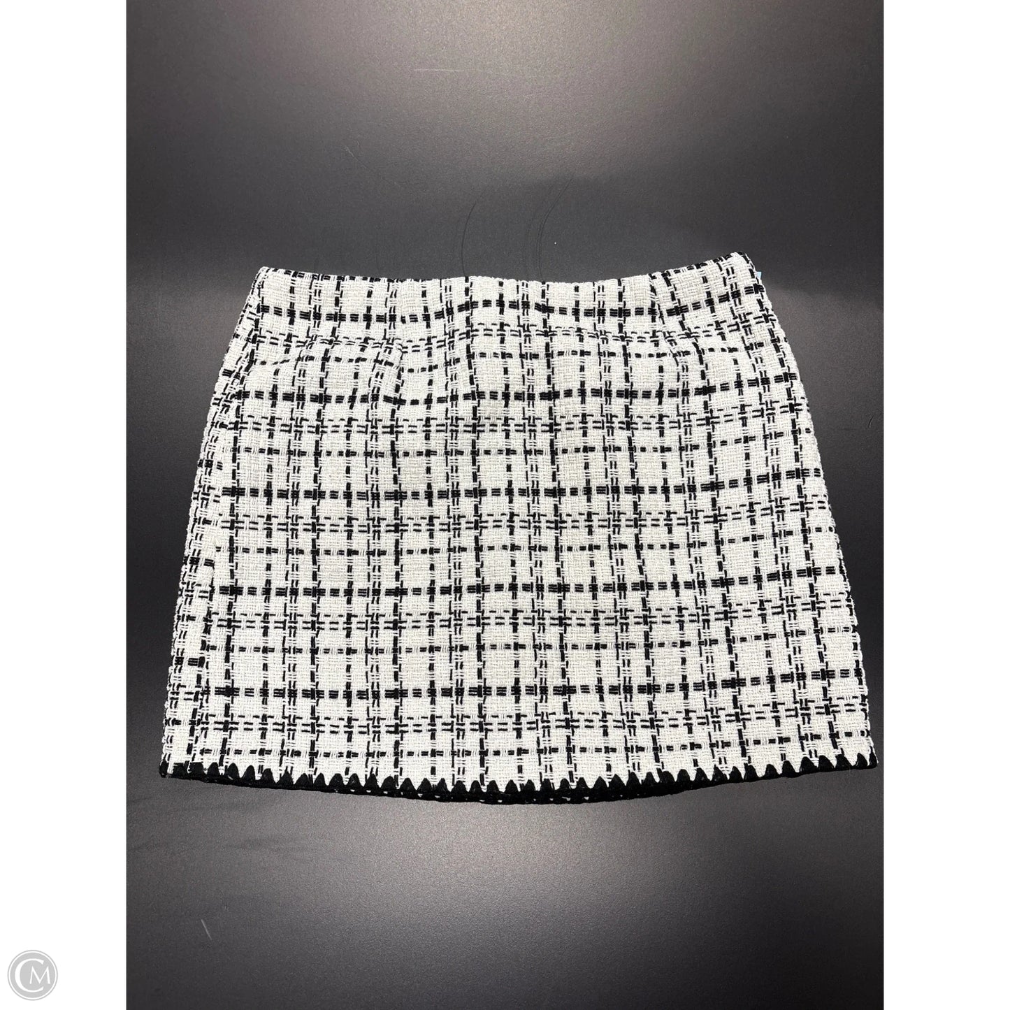 Skirt Mini & Short By Laundry In Black & White, Size: M