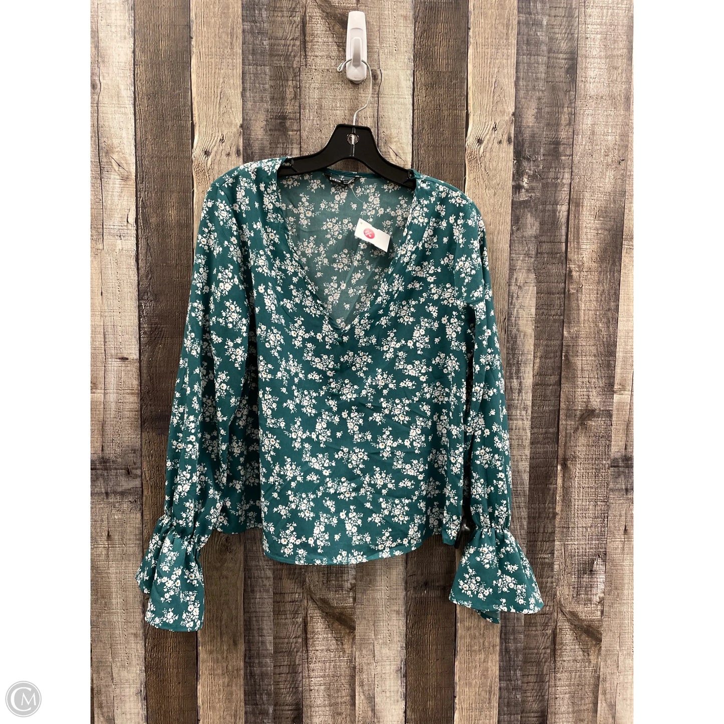 Top Long Sleeve By Shein In Green, Size: M