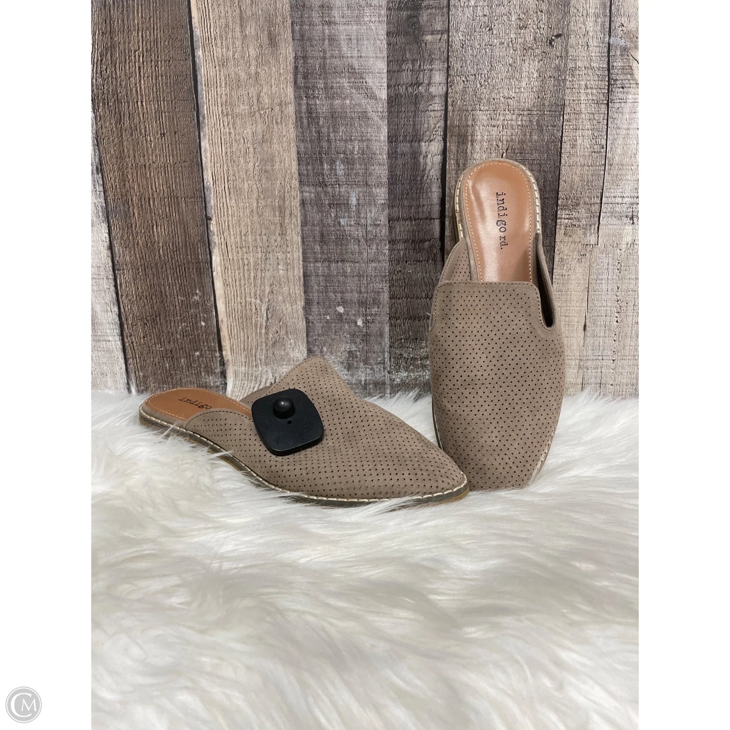 Shoes Flats By Indigo Rd In Brown, Size: 6.5