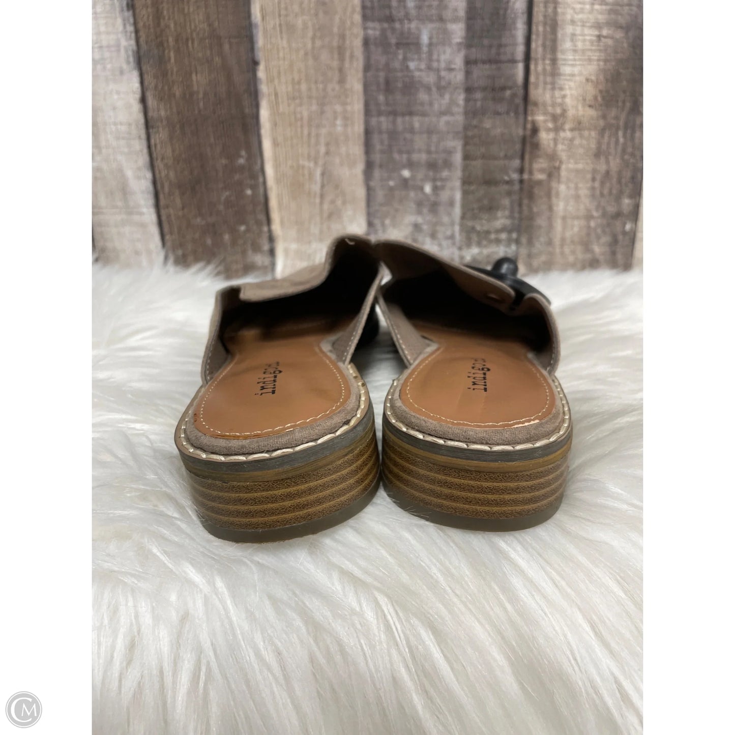 Shoes Flats By Indigo Rd In Brown, Size: 6.5