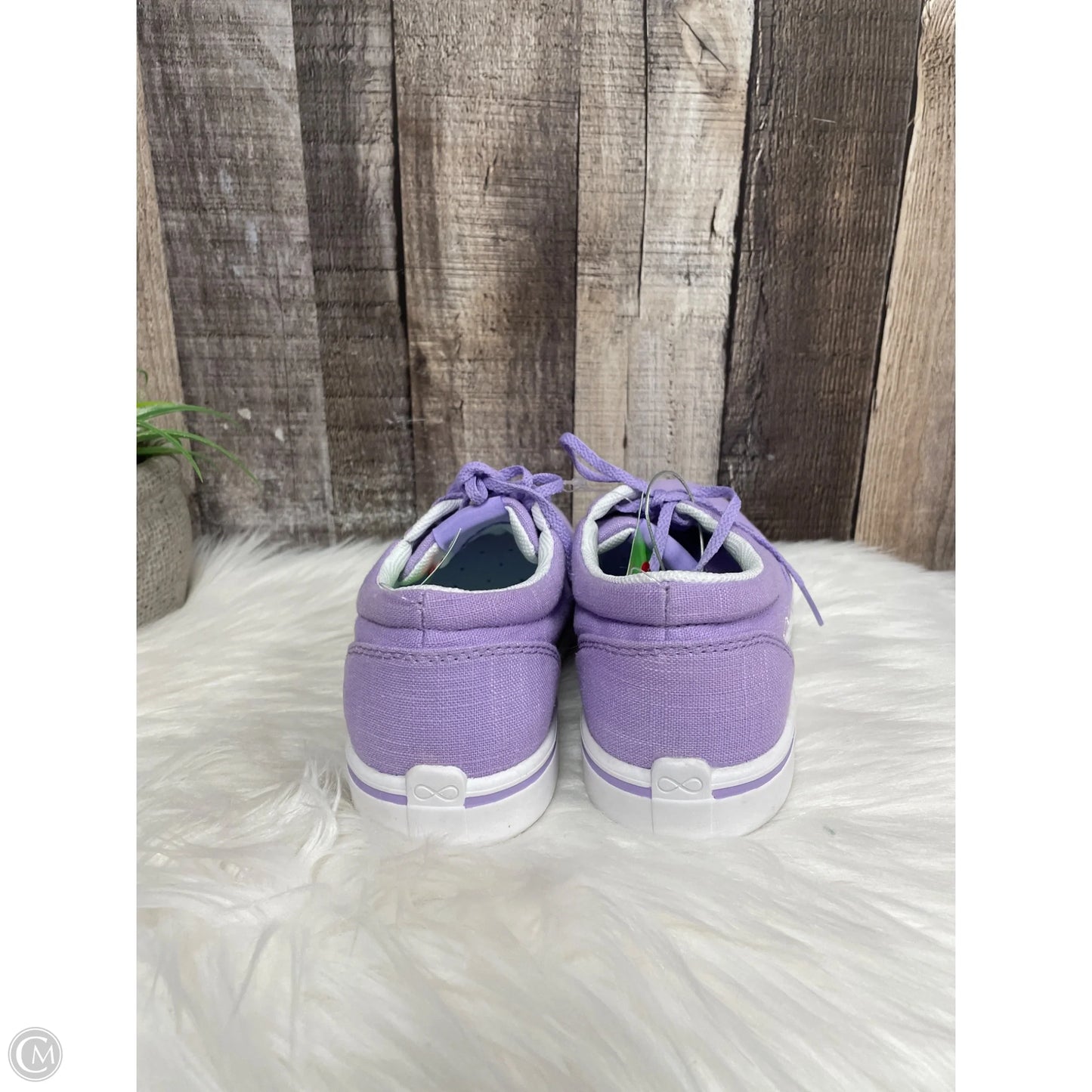 Shoes Sneakers By Infinity In Purple, Size: 6.5