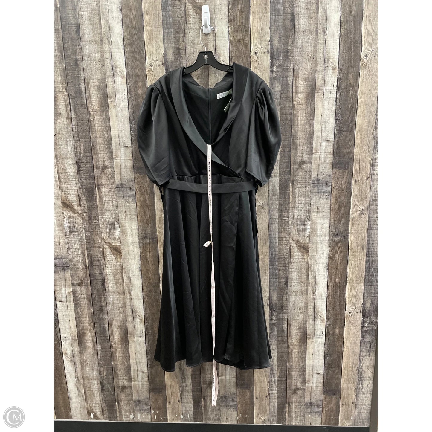 Dress Party Long By Mac Duggal In Black, Size: L