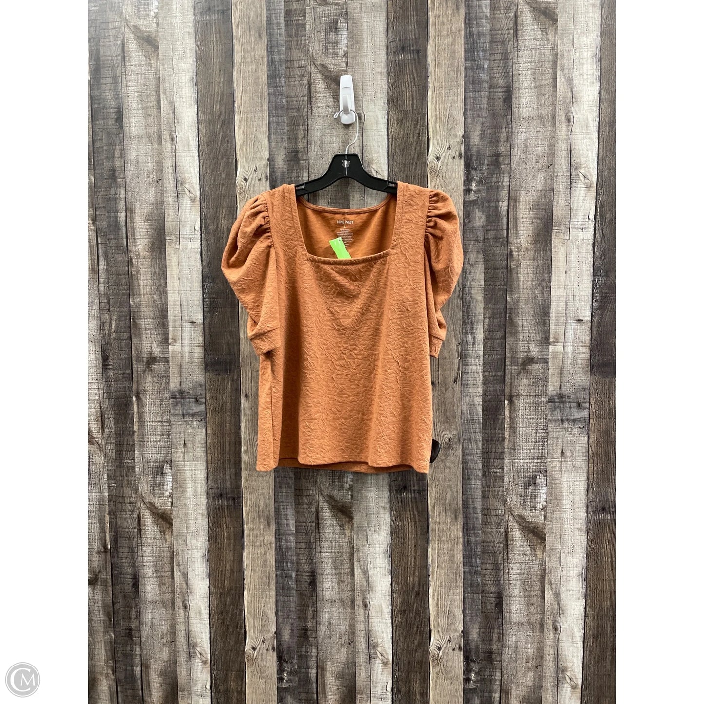 Top Short Sleeve By Nine West In Bronze, Size: L