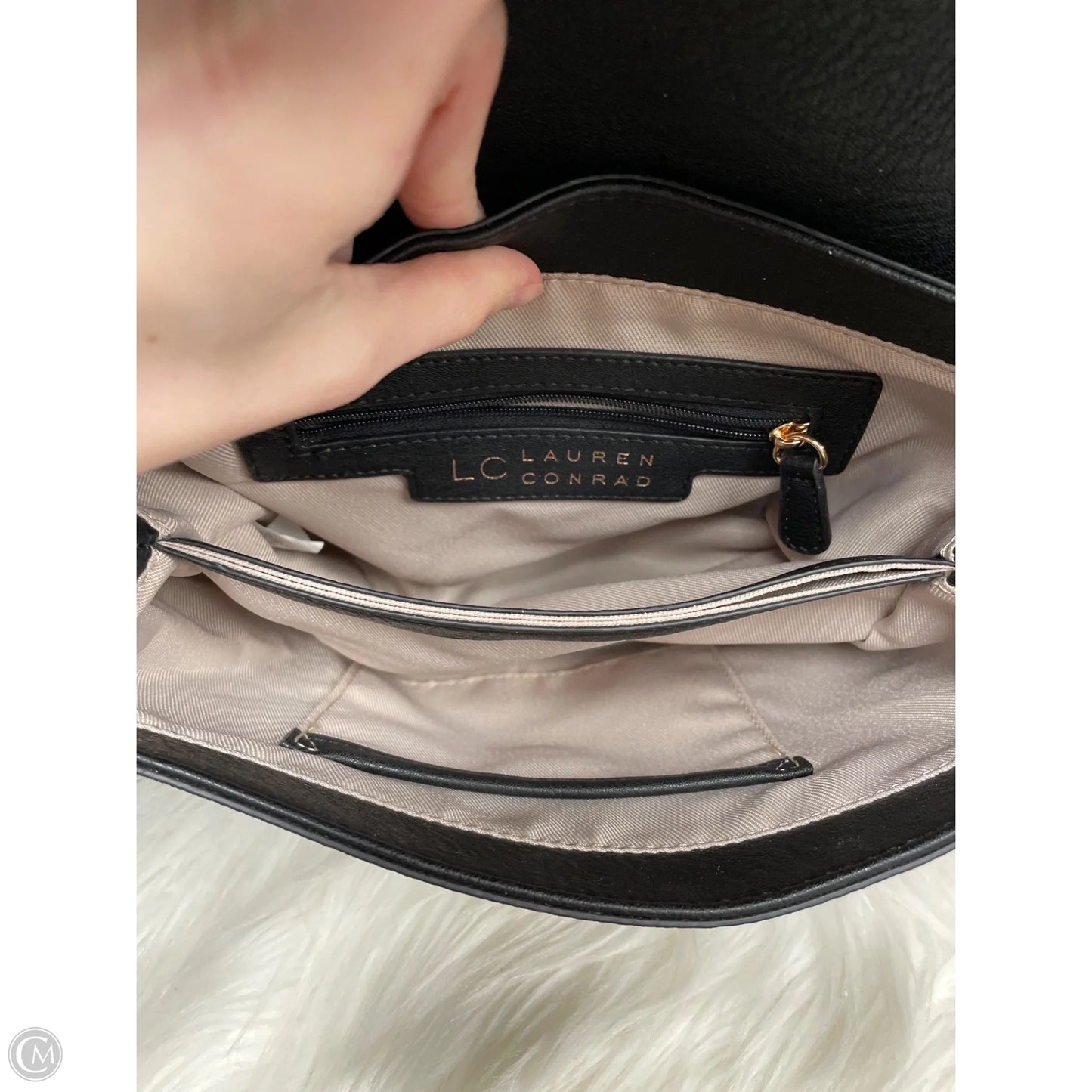 Crossbody By Cmf, Size: Medium