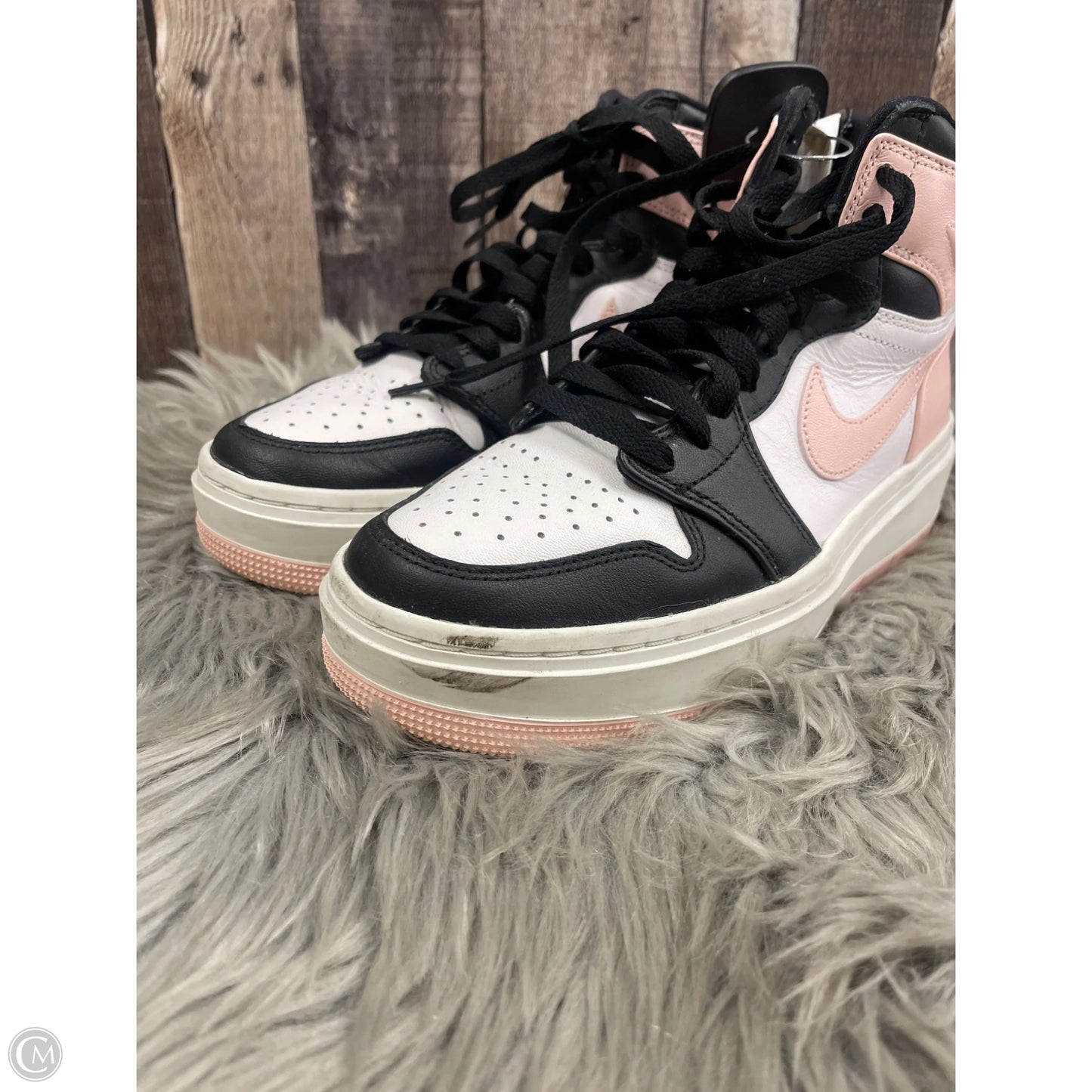 Shoes Athletic By Nike In Black & Pink, Size: 9
