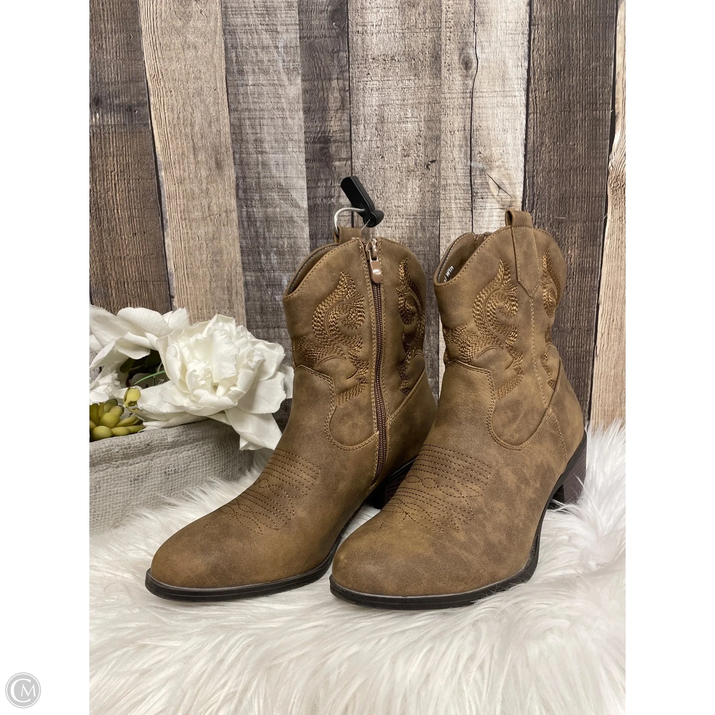 Boots Western By Cme In Brown, Size: 7.5