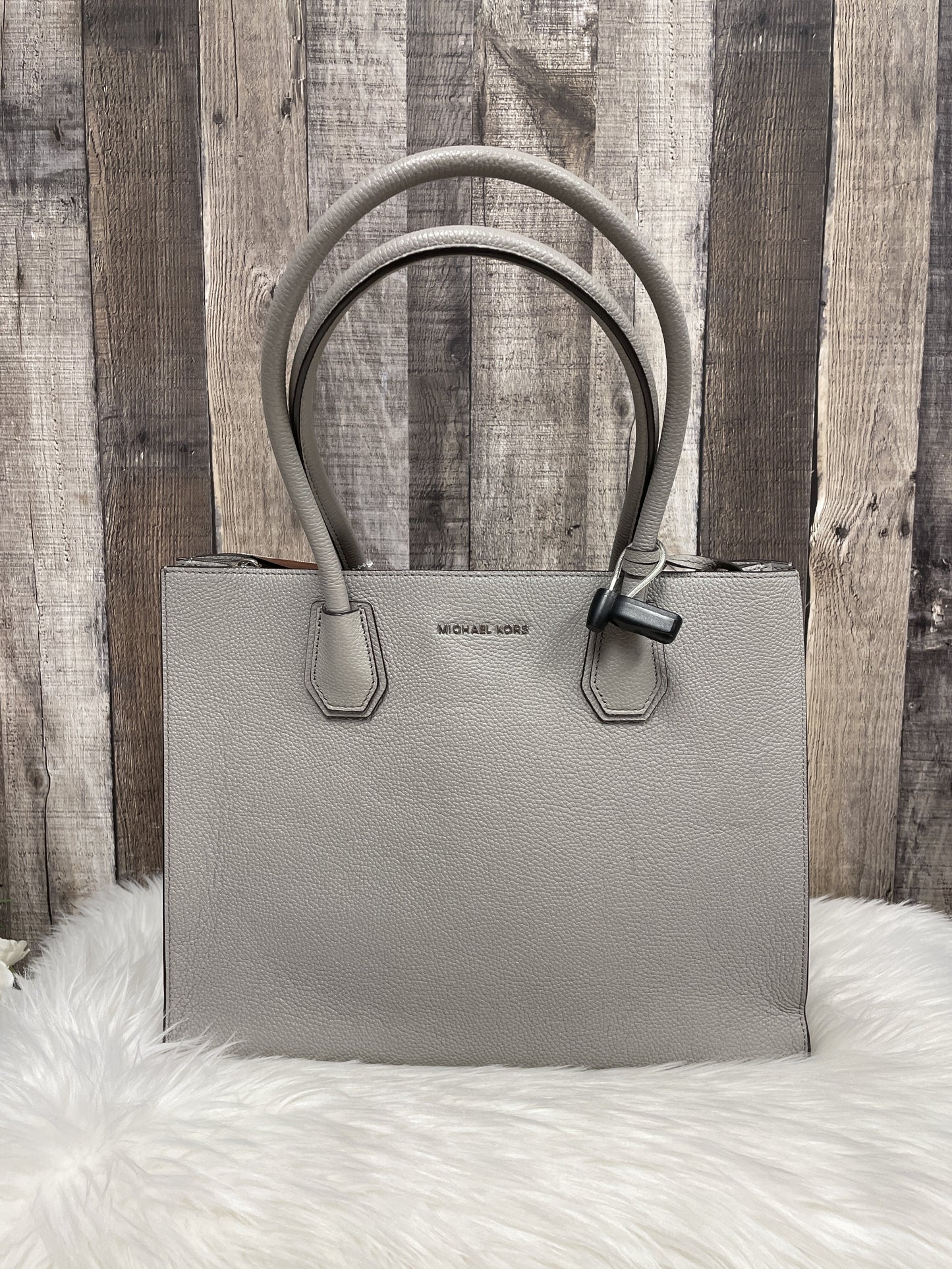 Handbag Designer By Michael Kors Size: Large