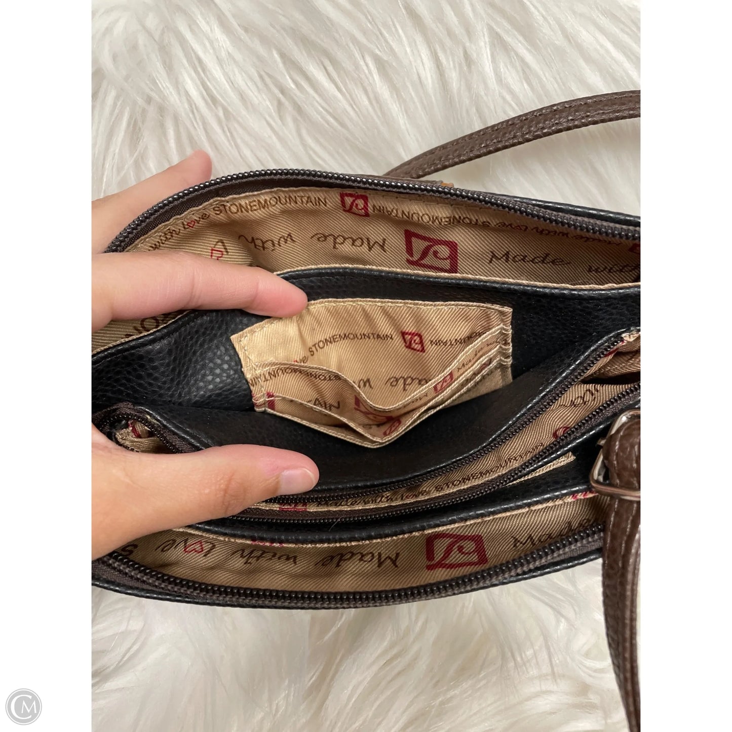 Crossbody By Stone Mountain, Size: Small