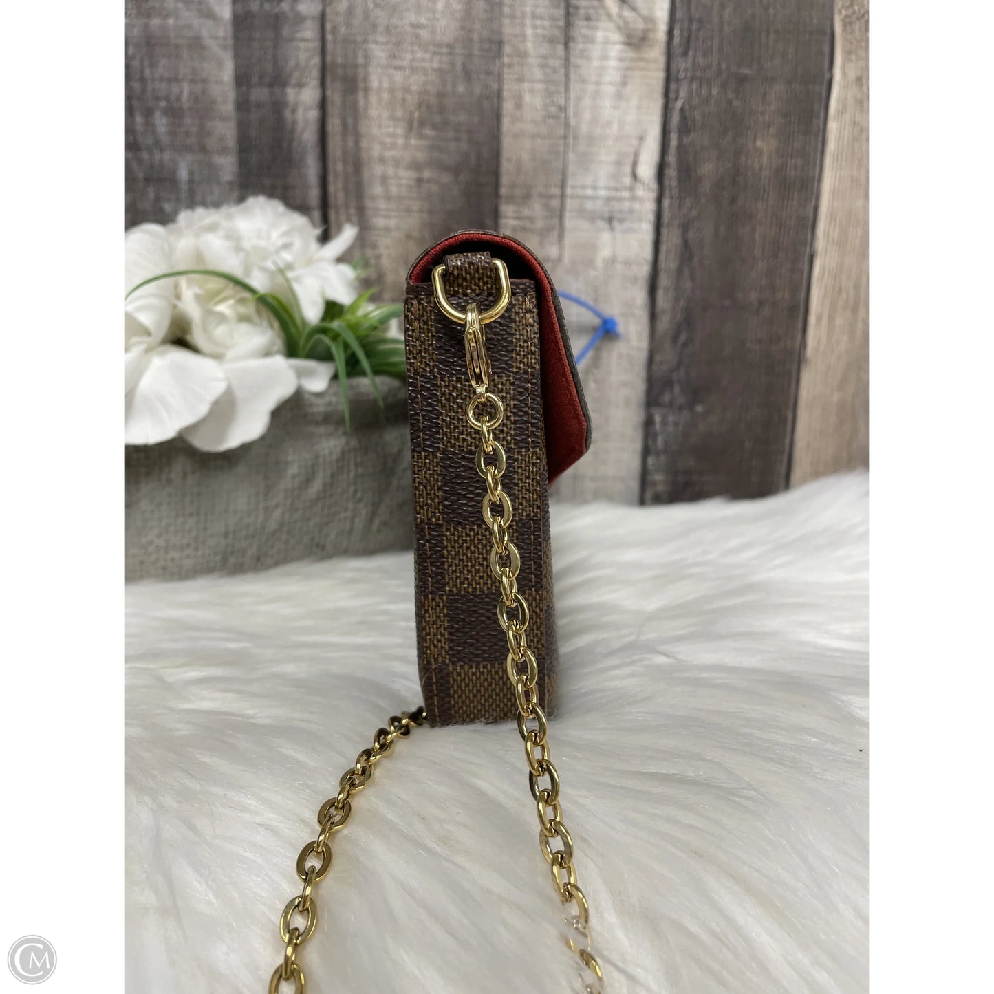 Crossbody Luxury Designer By Louis Vuitton, Size: Small