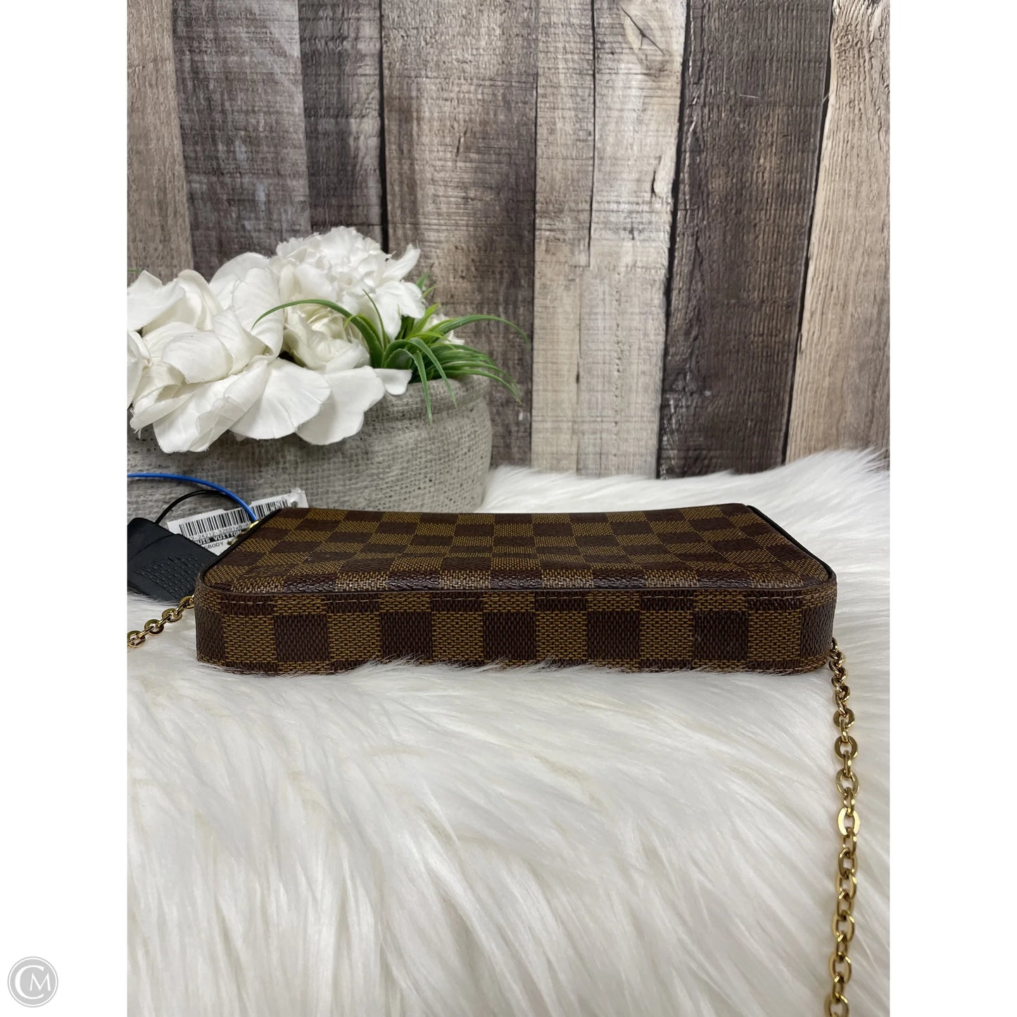 Crossbody Luxury Designer By Louis Vuitton, Size: Small