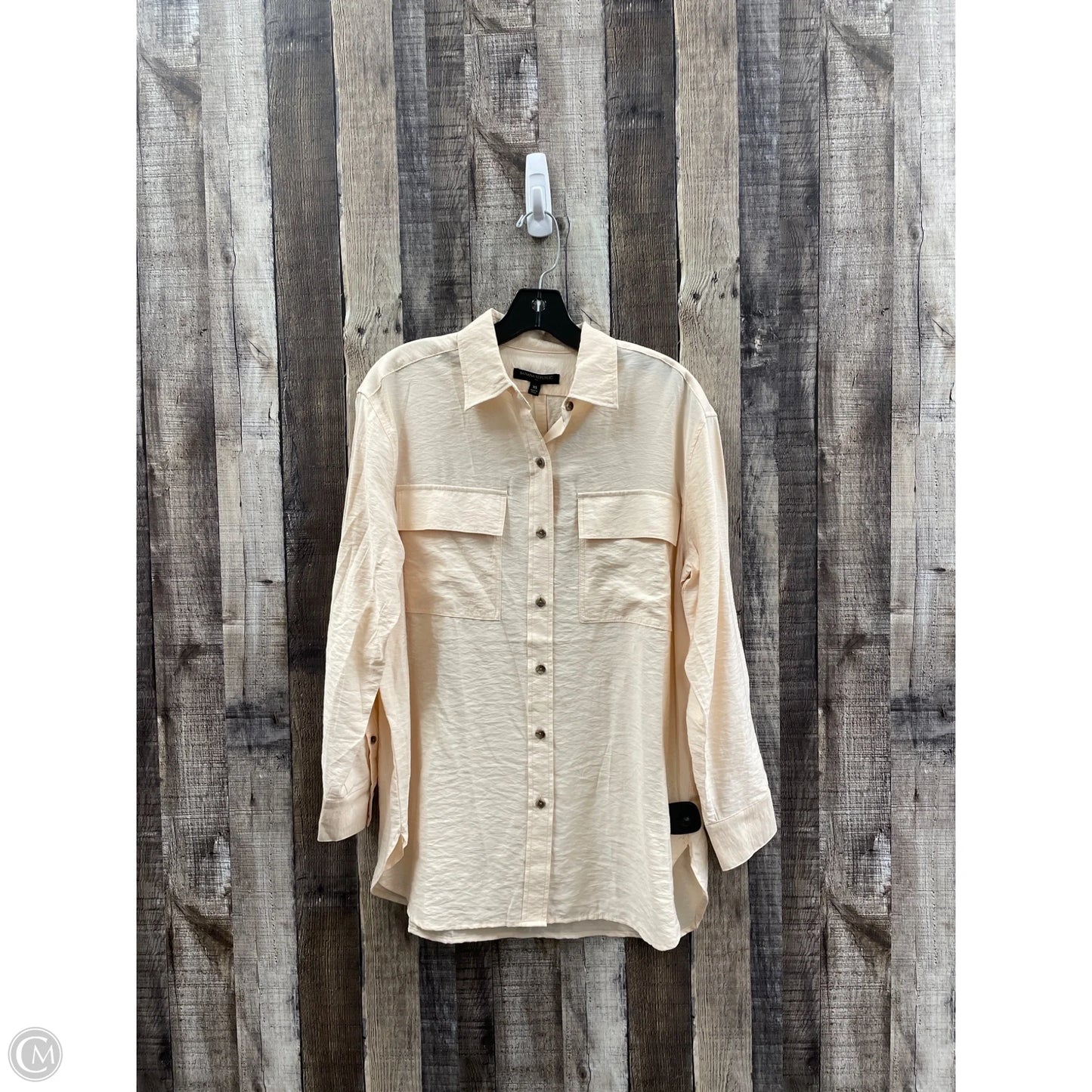 Top Long Sleeve By Banana Republic In Cream, Size: Xs