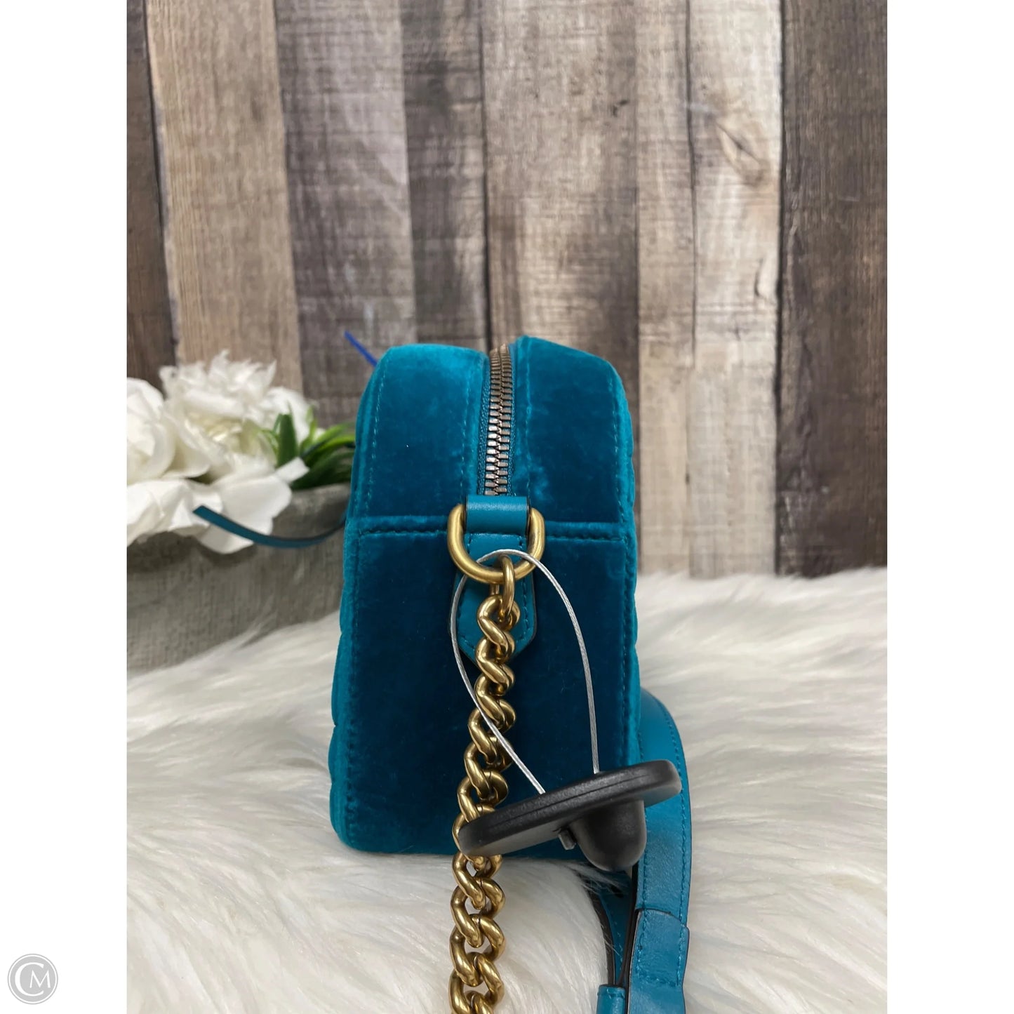 Crossbody Luxury Designer By Gucci, Size: Medium