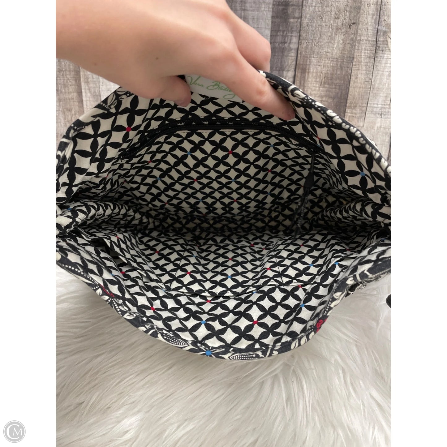 Handbag By Vera Bradley, Size: Medium