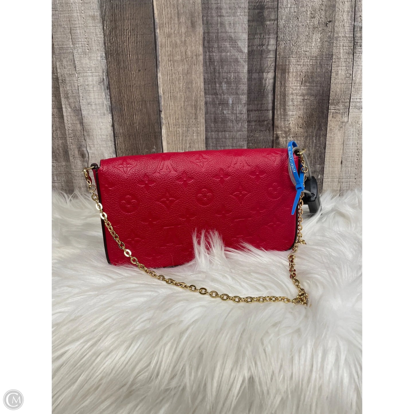 Crossbody Luxury Designer By Louis Vuitton, Size: Small