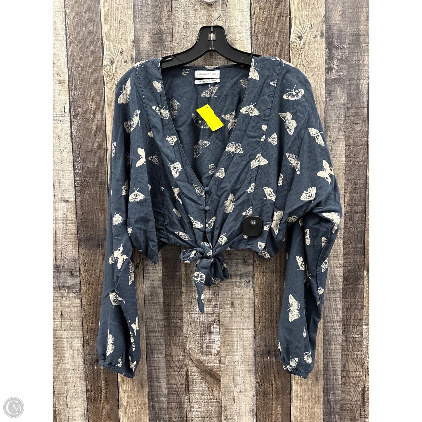 Top Long Sleeve By Urban Outfitters In Blue, Size: M