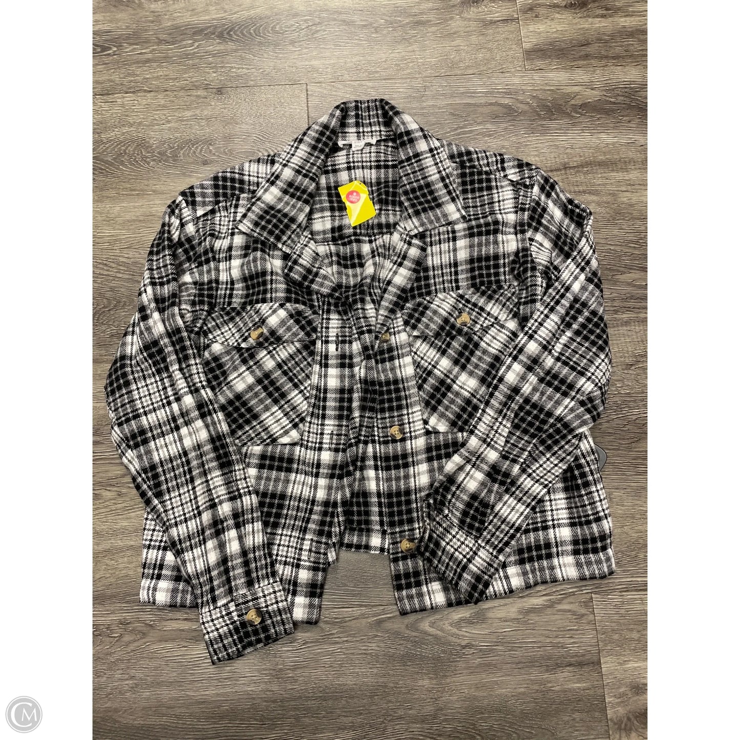 Jacket Shirt By Beachlunchlounge In Plaid Pattern, Size: S