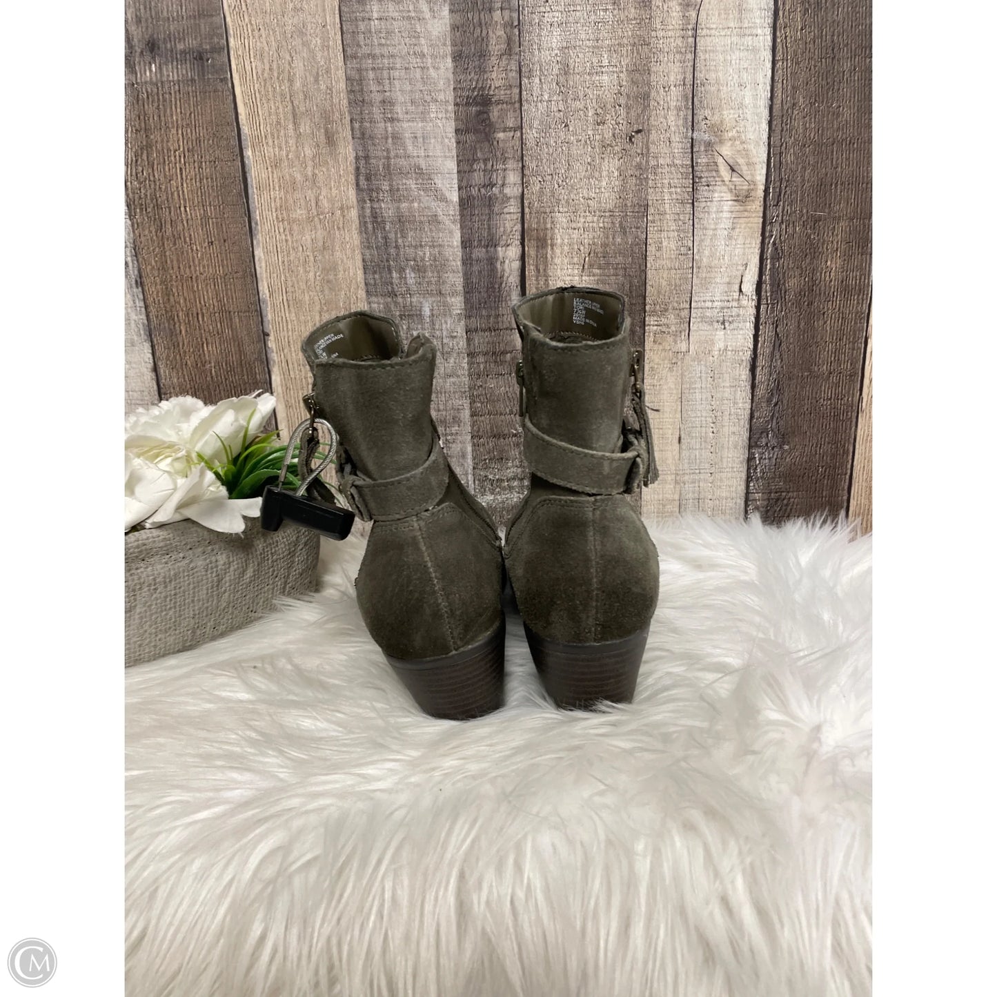 Boots Ankle Heels By Earth Origins In Brown, Size: 7.5