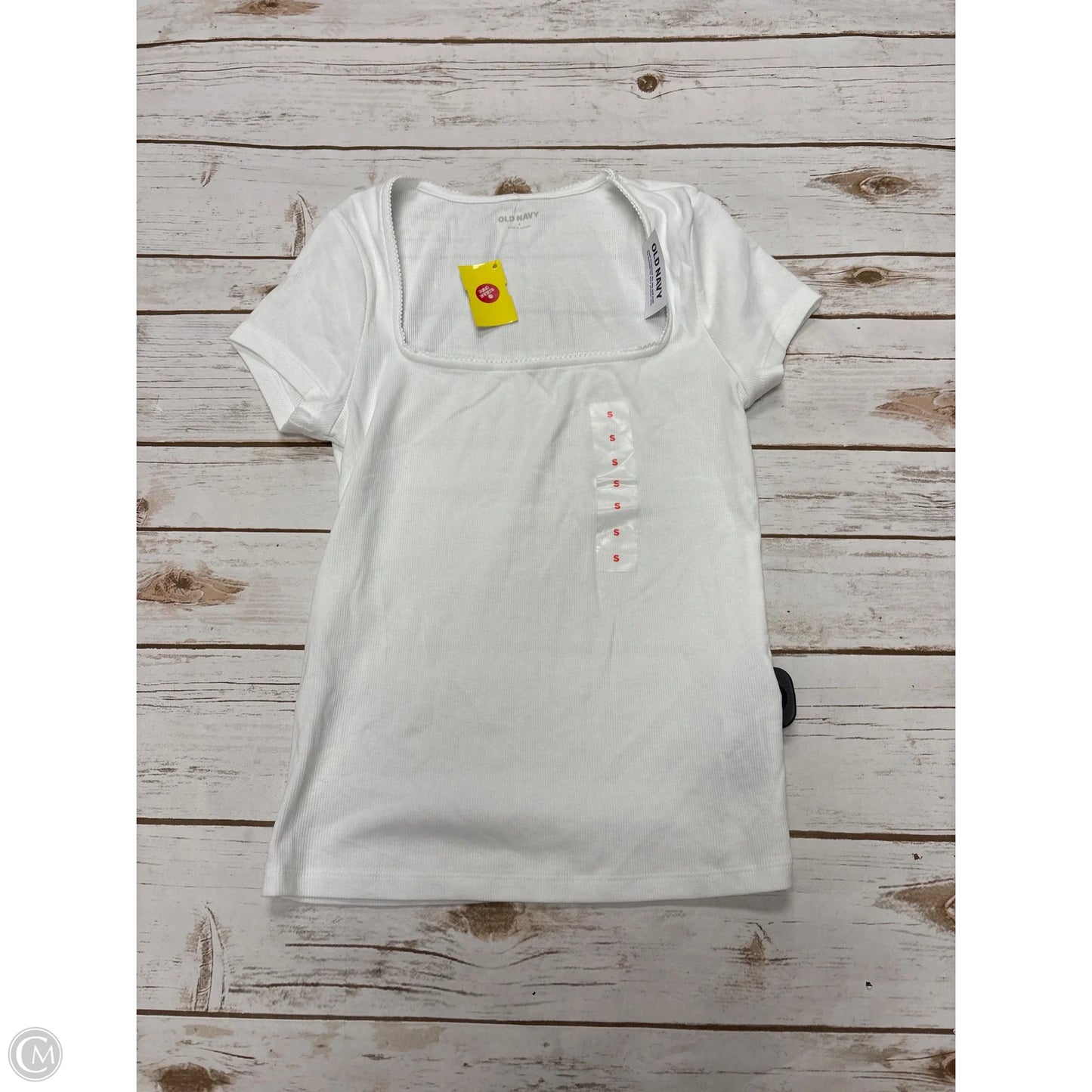 Top Short Sleeve By Old Navy In White, Size: S