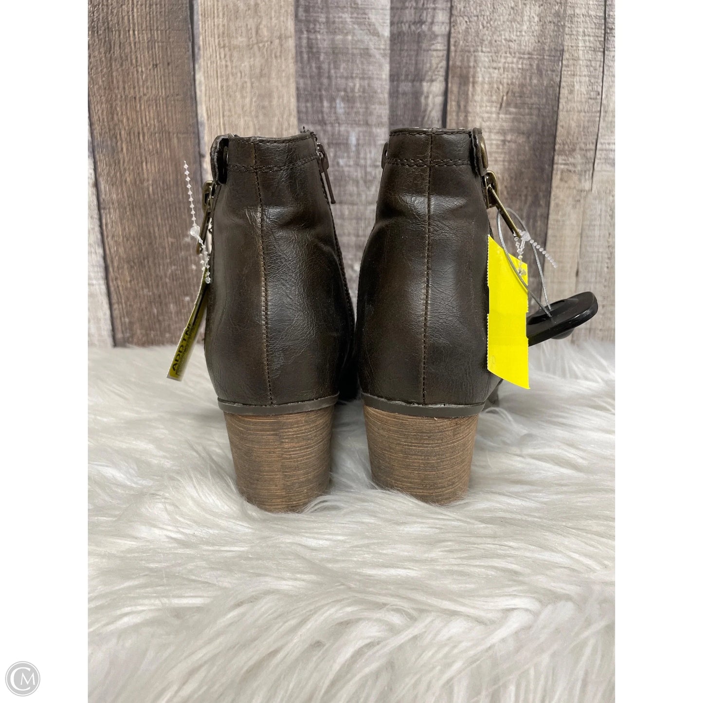 Boots Ankle Heels By Crown Vintage In Brown, Size: 6