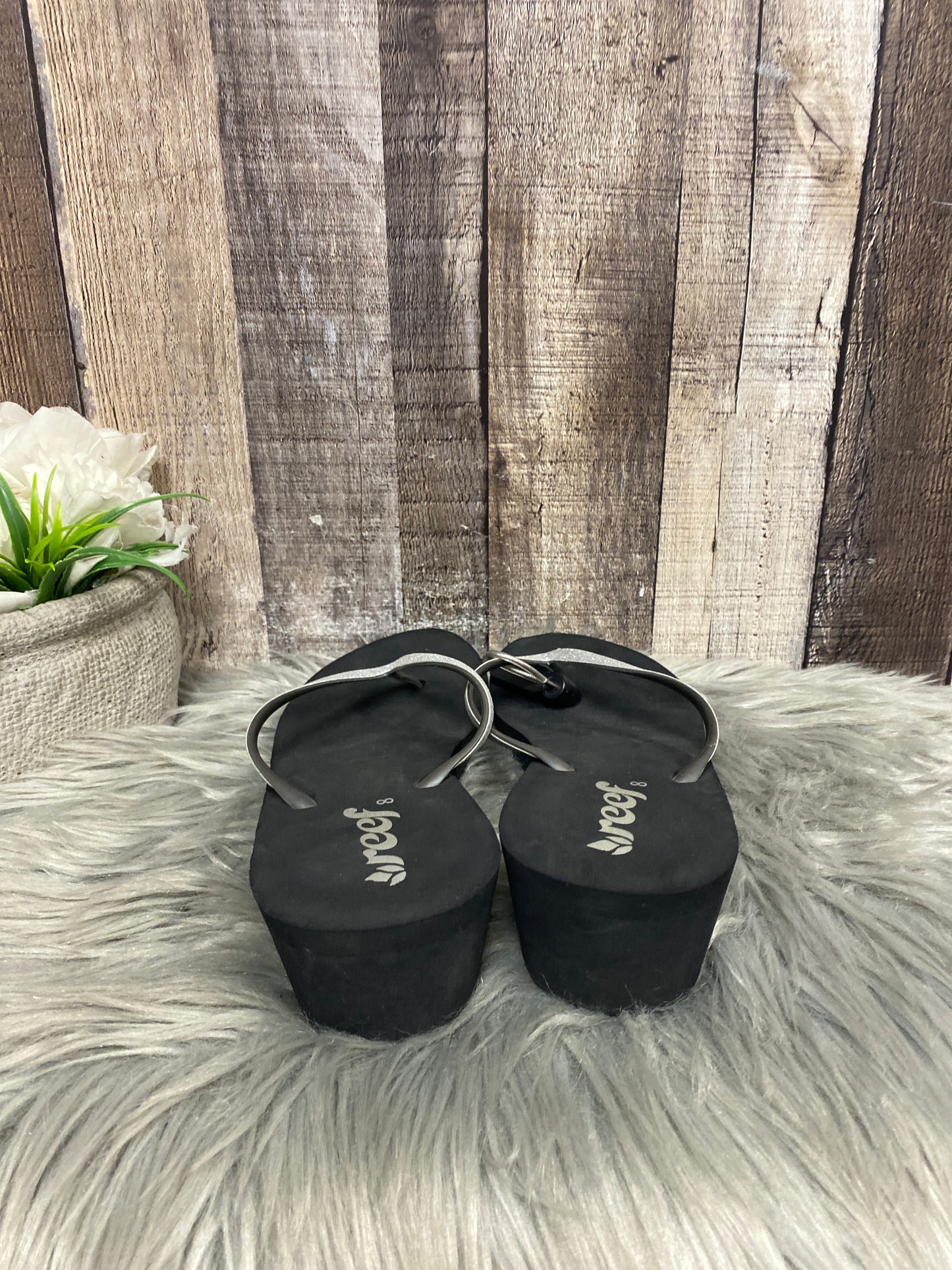 Sandals Flats By Reef Size: 9