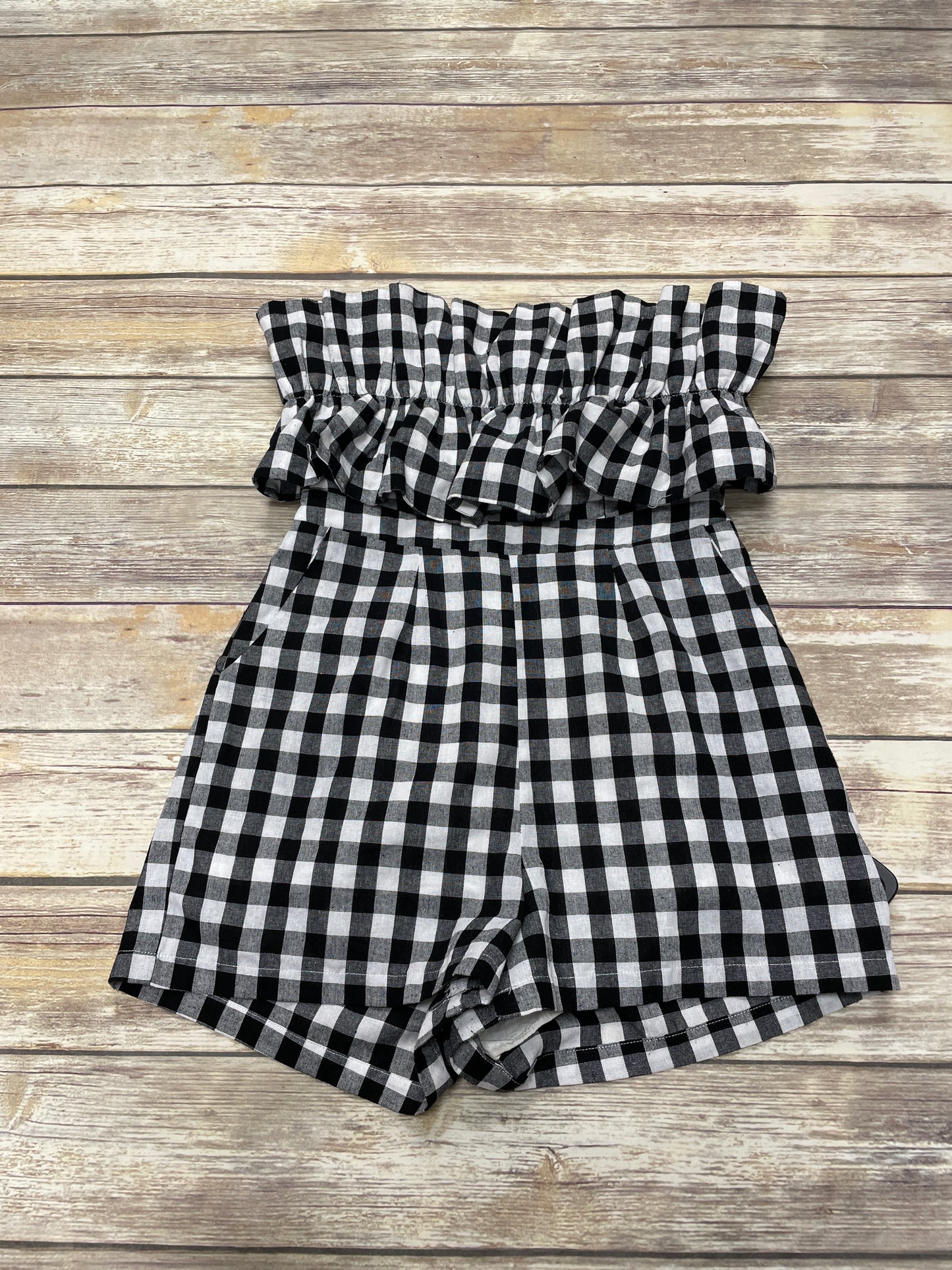 Romper By Entro Size: L
