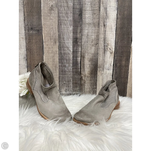 Boots Ankle Flats By Johnston & Murphy In Taupe, Size: 6.5