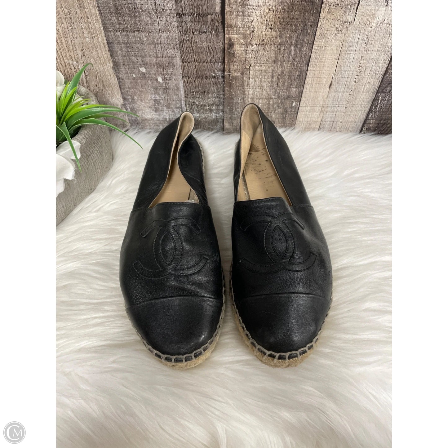 Shoes Luxury Designer By Chanel In Black, Size: 8