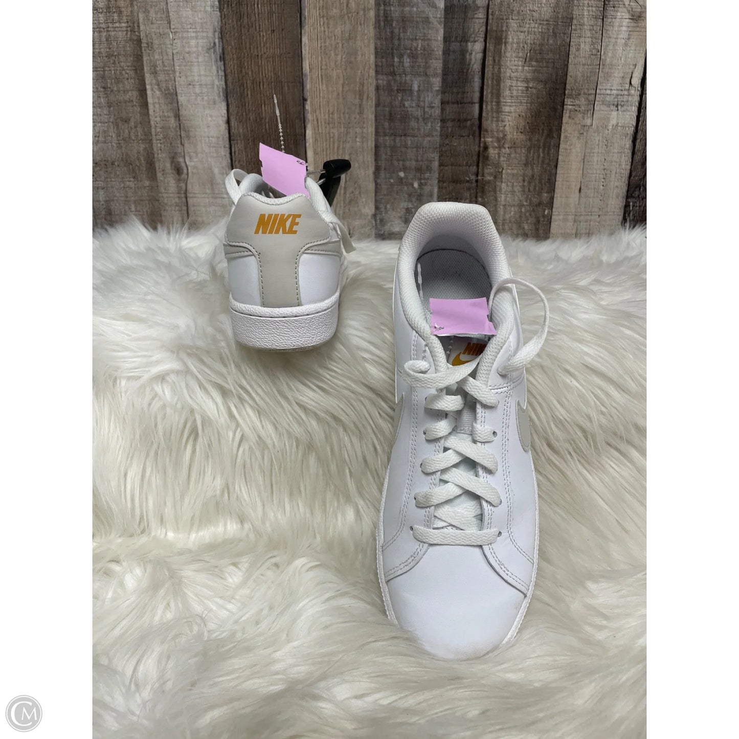 Shoes Athletic By Nike In White, Size: 9
