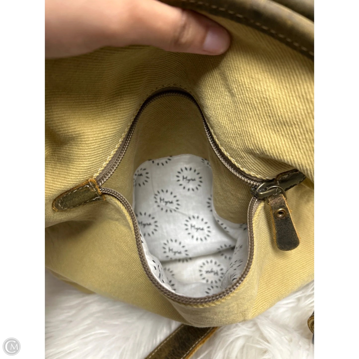 Crossbody By Myra, Size: Large