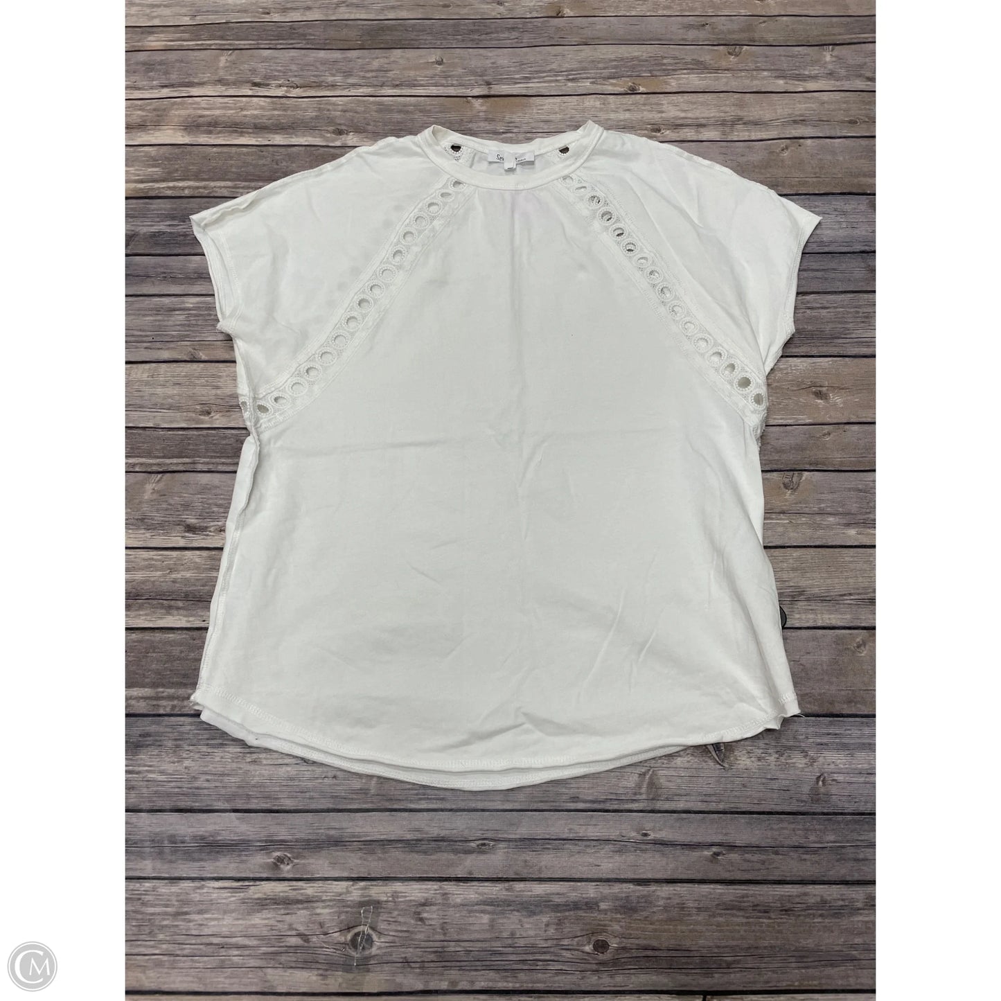 Top Short Sleeve By Cme In White, Size: M