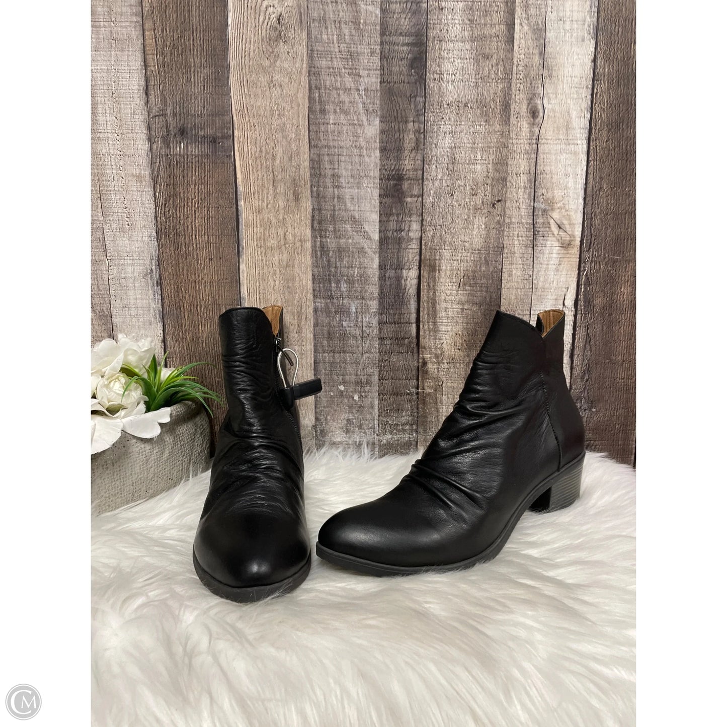 Boots Ankle Heels By Spring Step In Black, Size: 10