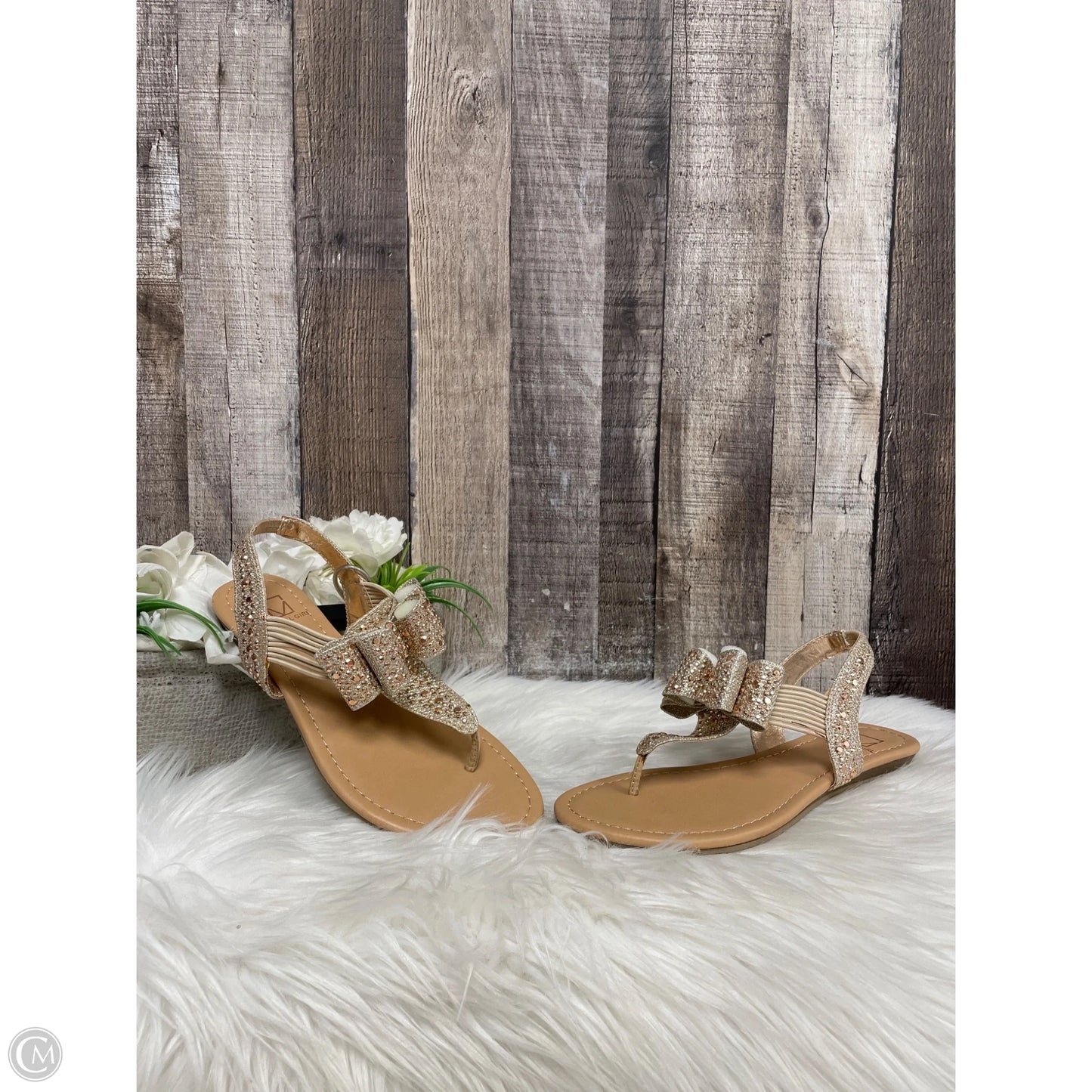 Sandals Flats By Material Girl In Gold, Size: 6