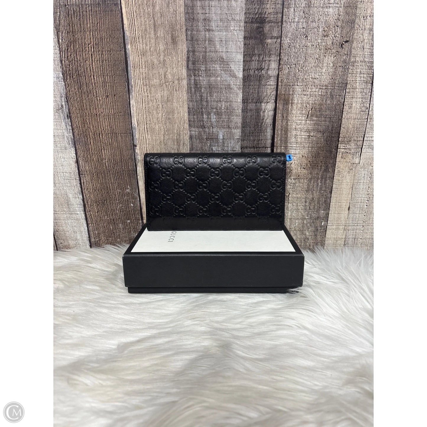 Wallet Luxury Designer By Gucci, Size: Medium