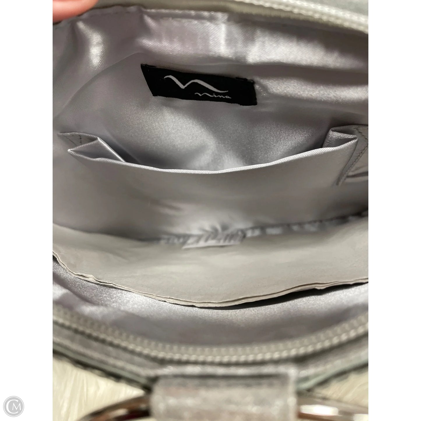 Crossbody By Nina, Size: Small