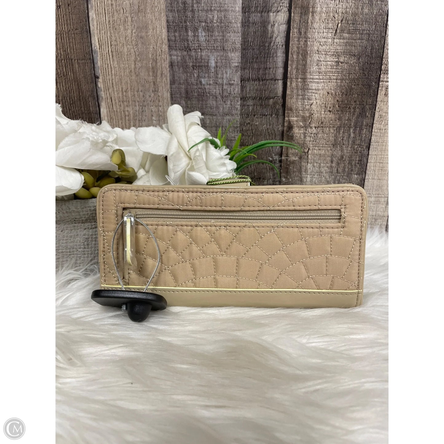Wallet By Vera Bradley, Size: Medium
