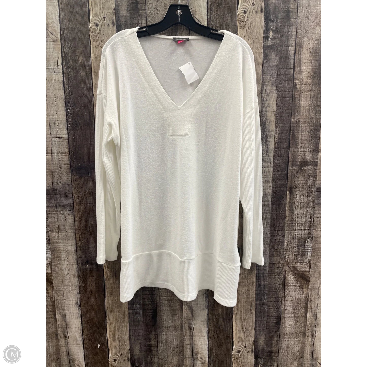 Top Long Sleeve By Vince Camuto In White, Size: L