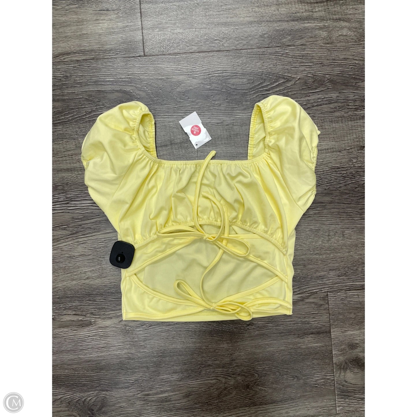 Top Short Sleeve By Shein In Yellow, Size: S