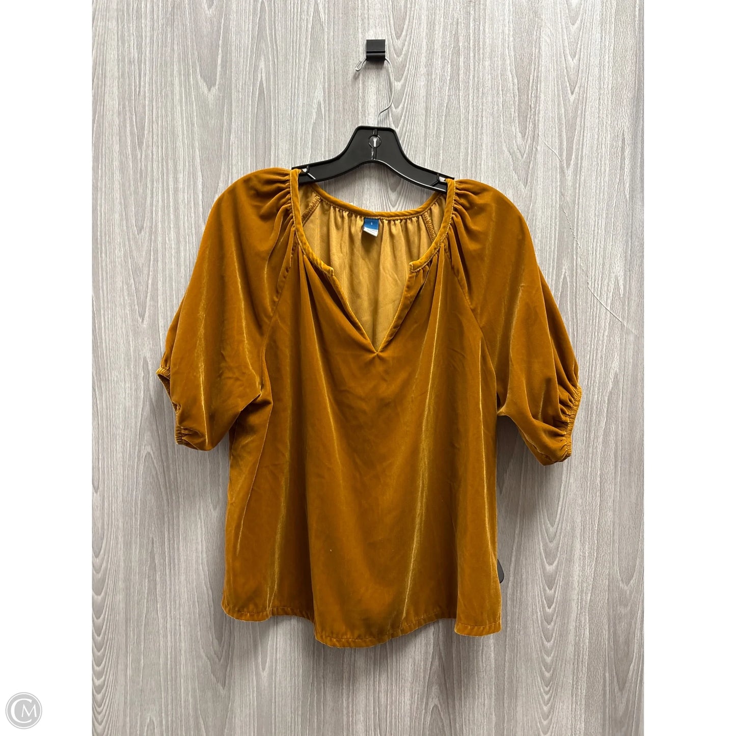 Top 3/4 Sleeve By Old Navy In Gold, Size: S