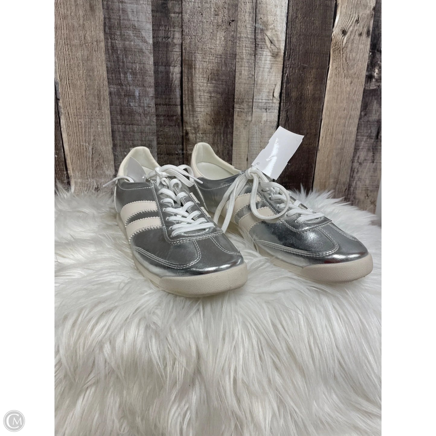 Shoes Sneakers By Madden Girl In Silver, Size: 9.5