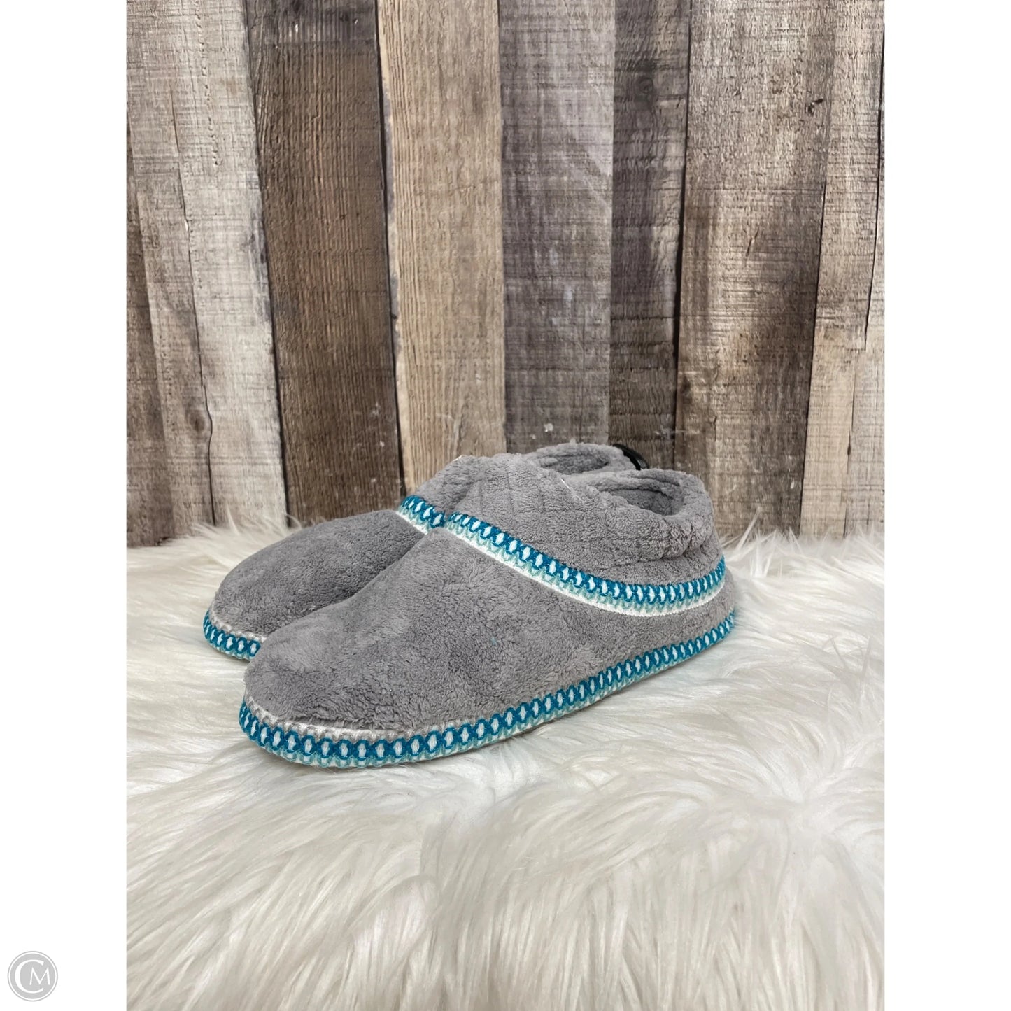 Slippers By Muk Luks In Grey, Size: 5.5