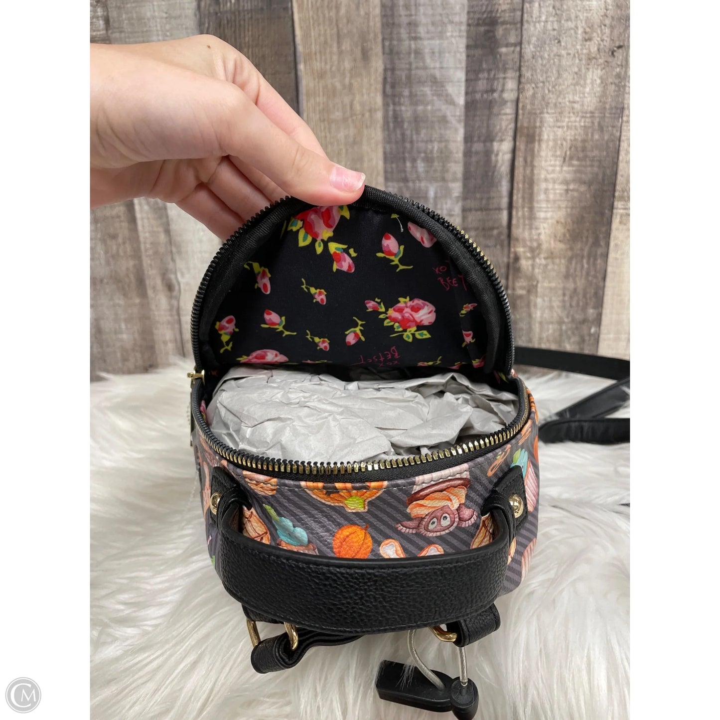 Backpack By Betsey Johnson, Size: Small