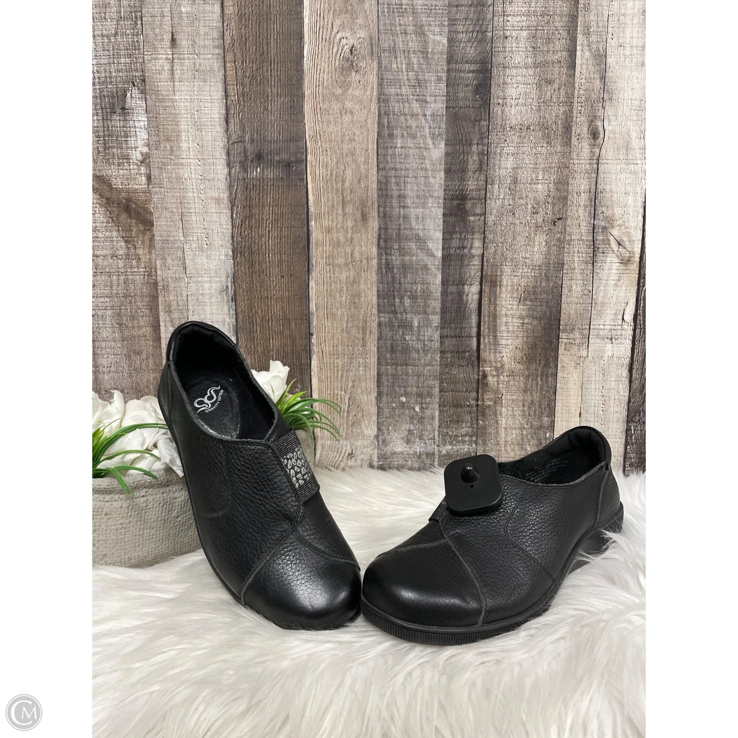 Shoes Heels Wedge By Clothes Mentor In Black, Size: 9