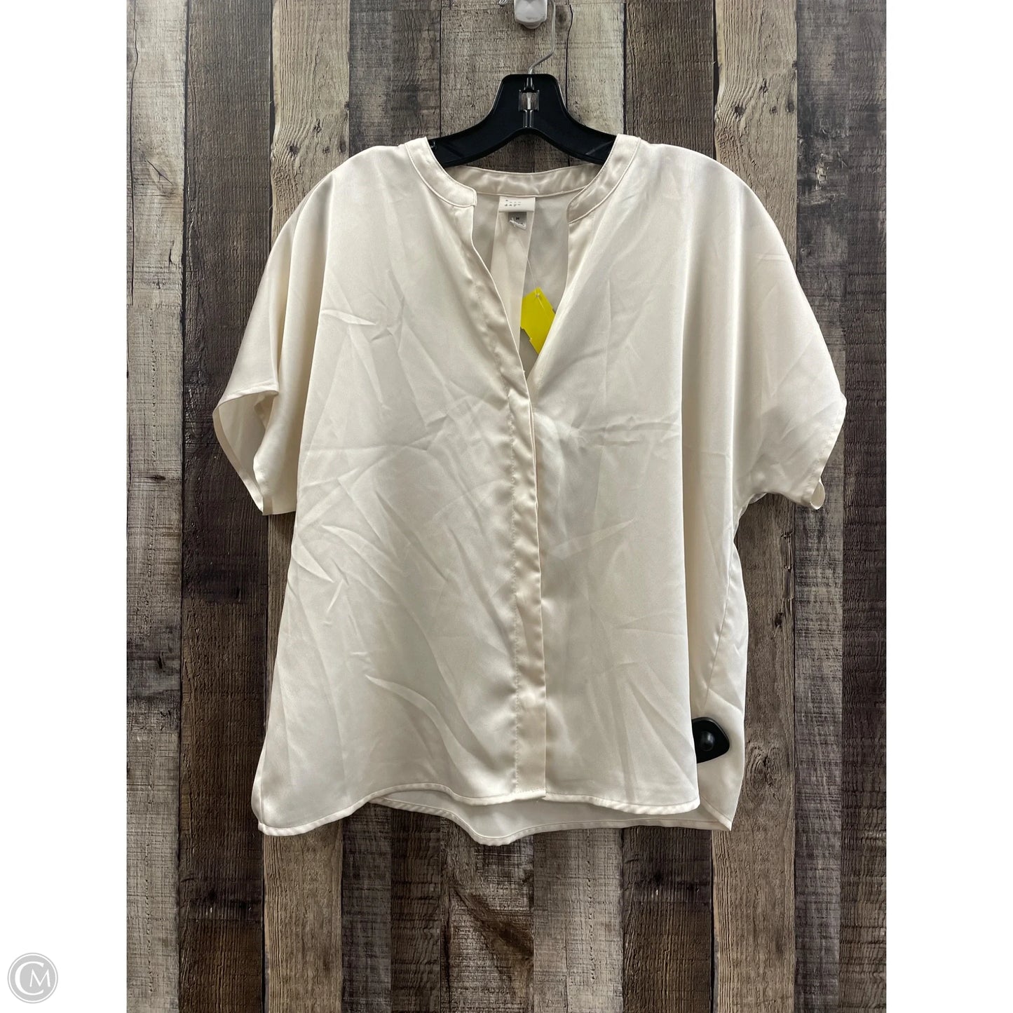 Top Short Sleeve By A New Day In White, Size: M