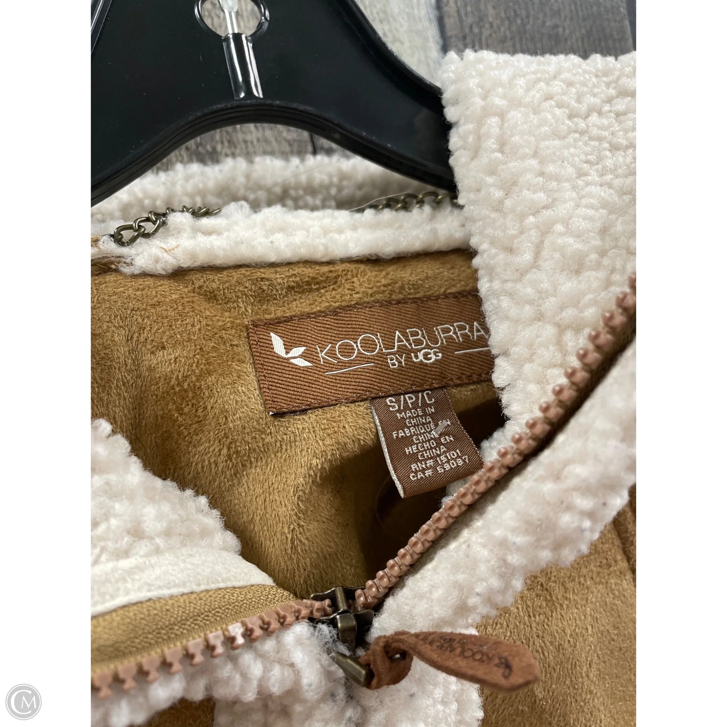 Jacket Faux Fur & Sherpa By Koolaburra By Ugg In Tan, Size: S