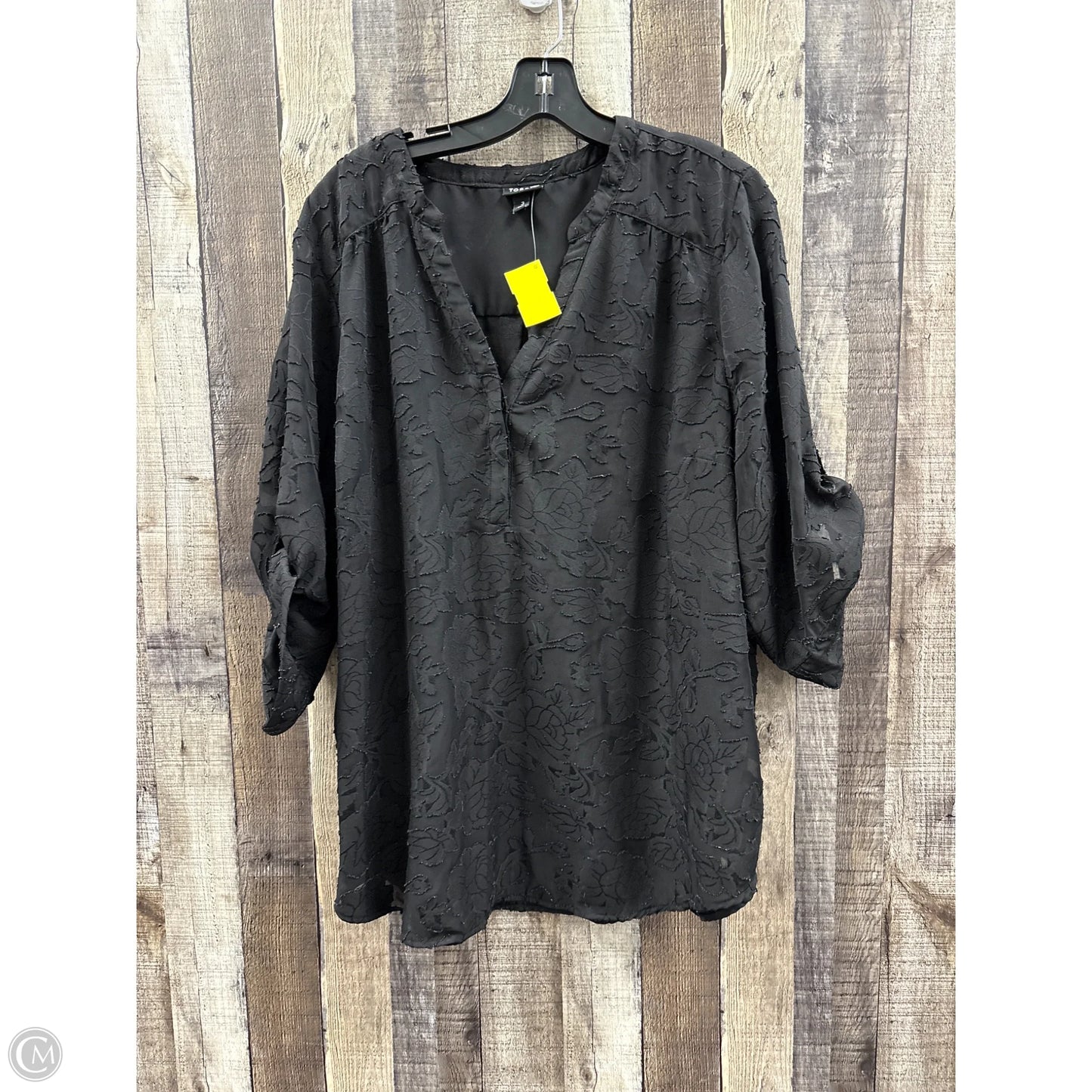 Top Short Sleeve By Torrid In Black, Size: 3x