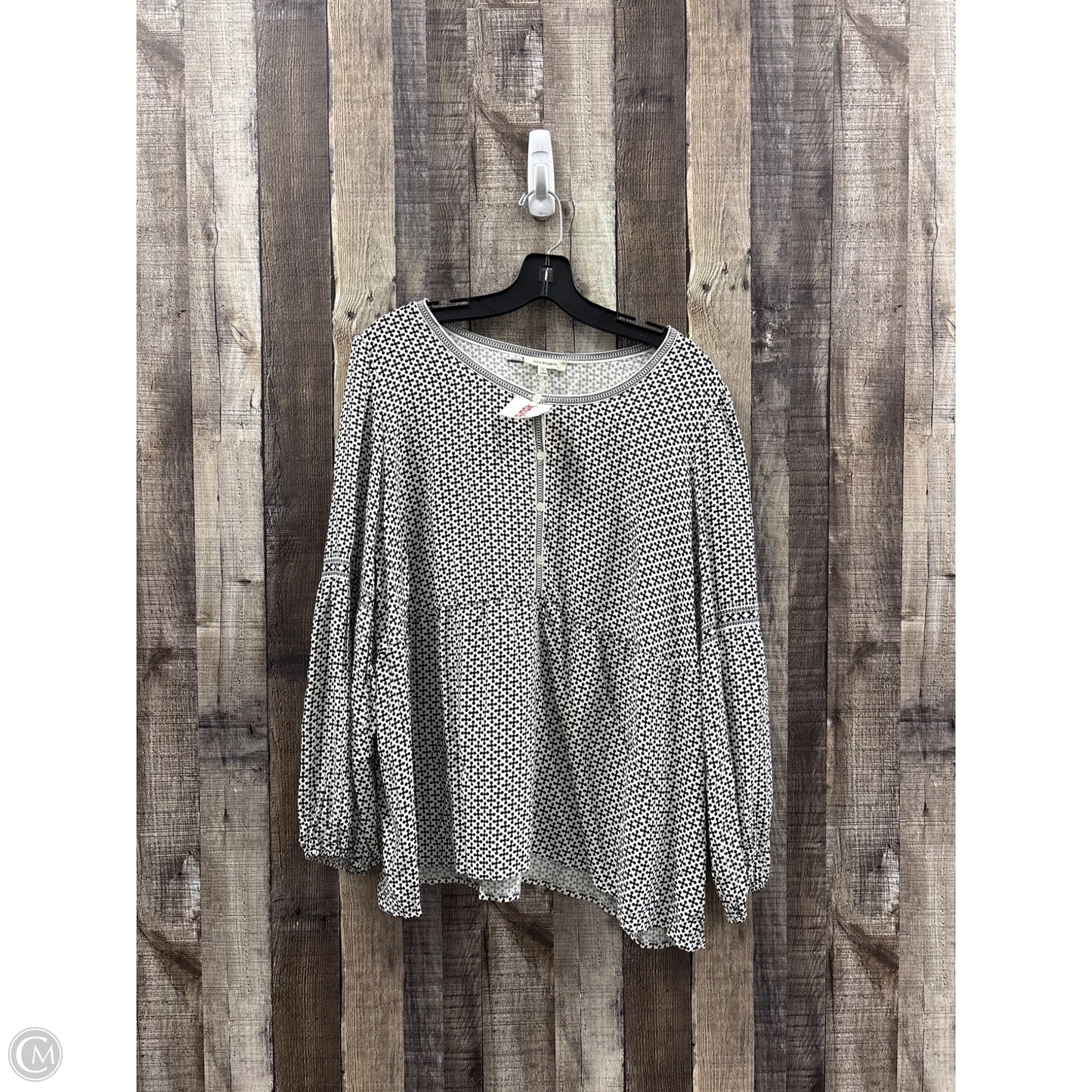 Top Long Sleeve By Max Studio In Black & White, Size: 1x
