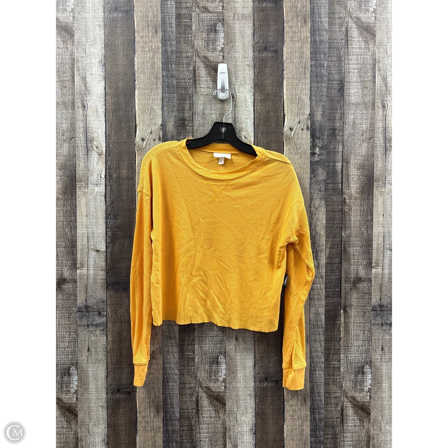 Top Long Sleeve By Colsie In Gold, Size: S