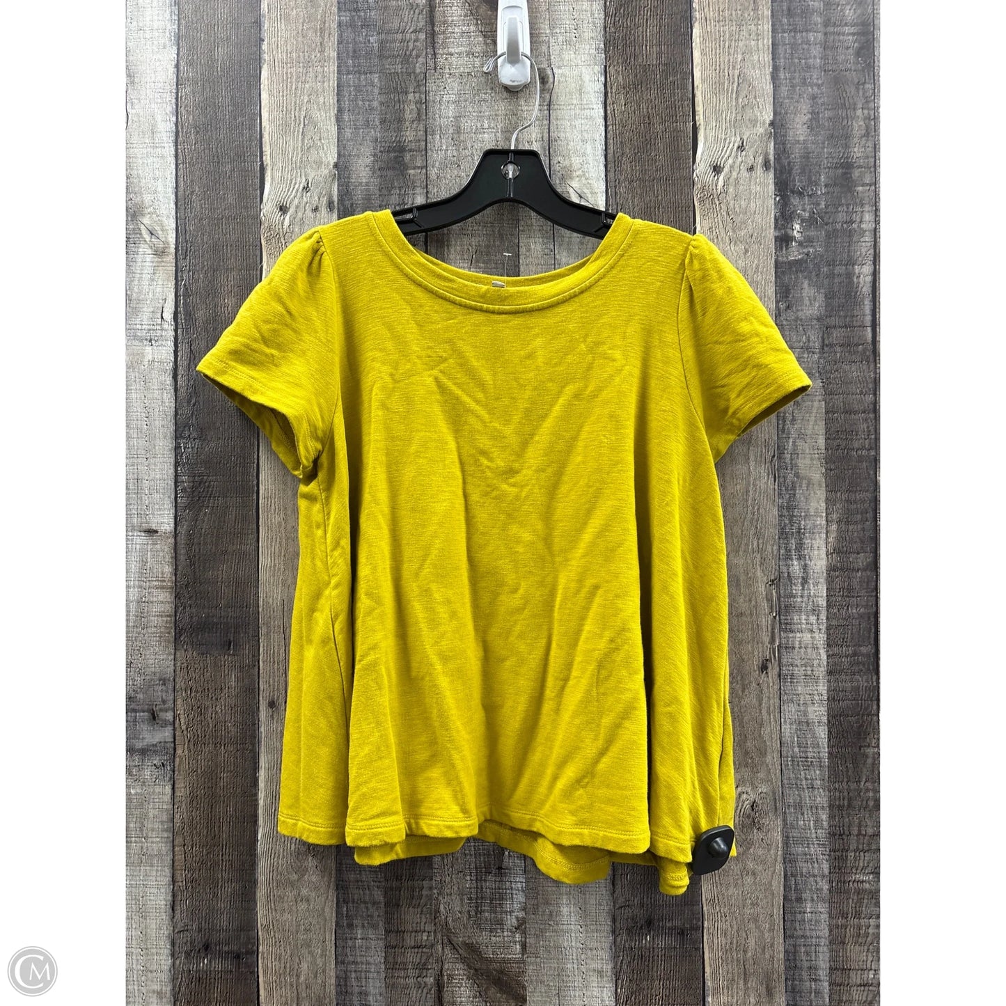 Top Short Sleeve By Eri + Ali In Gold, Size: M