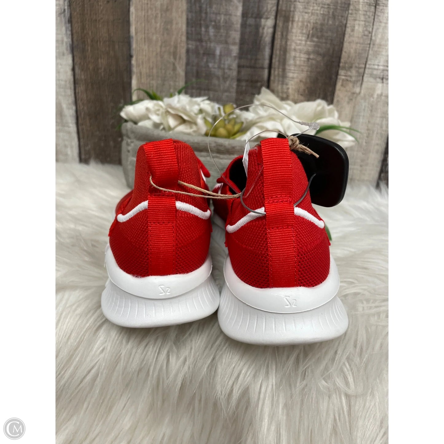 Shoes Athletic By Cme In Red, Size: 5.5